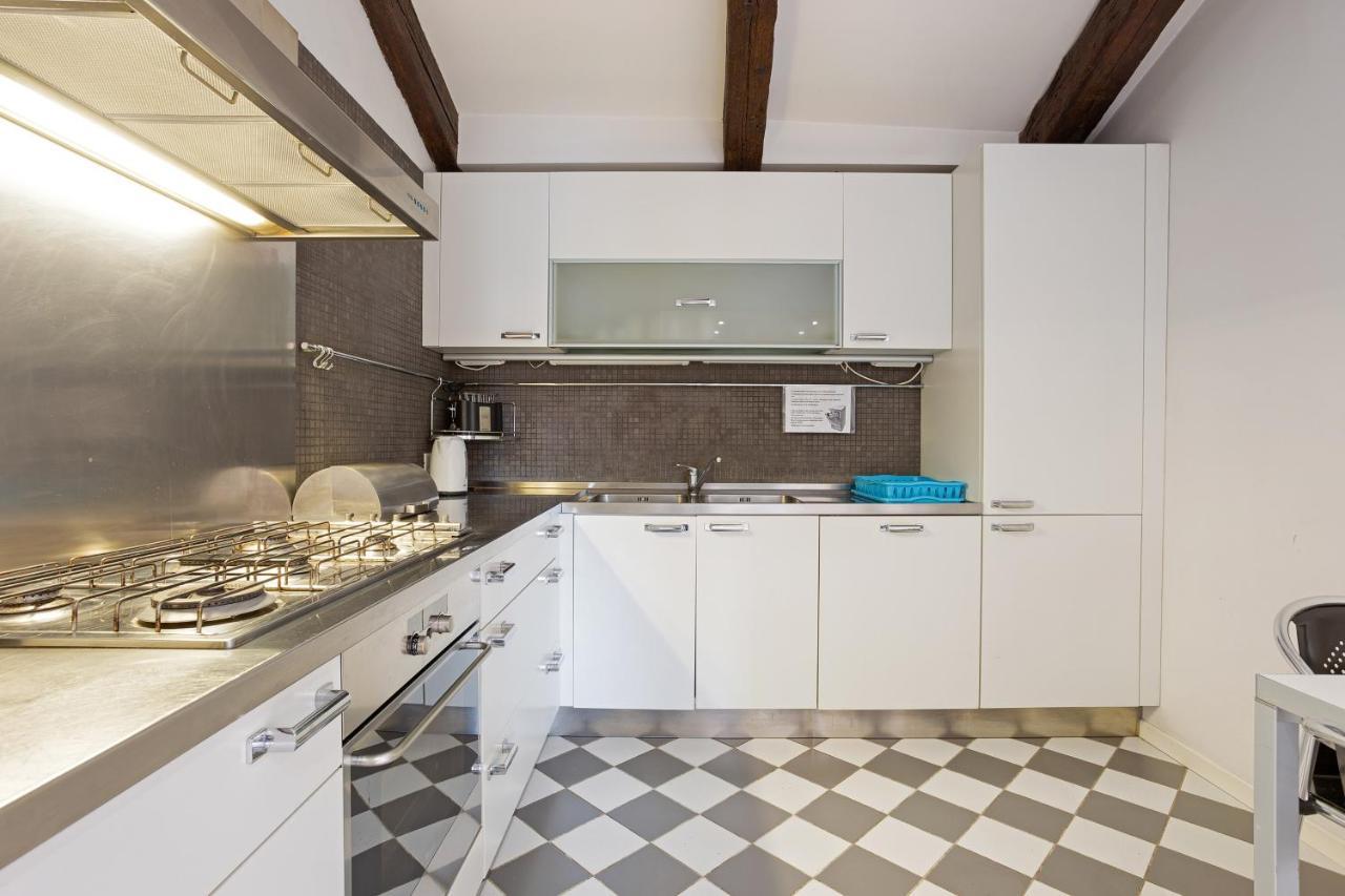 Rialto Canal View Apartment เวนิส ภายนอก รูปภาพ